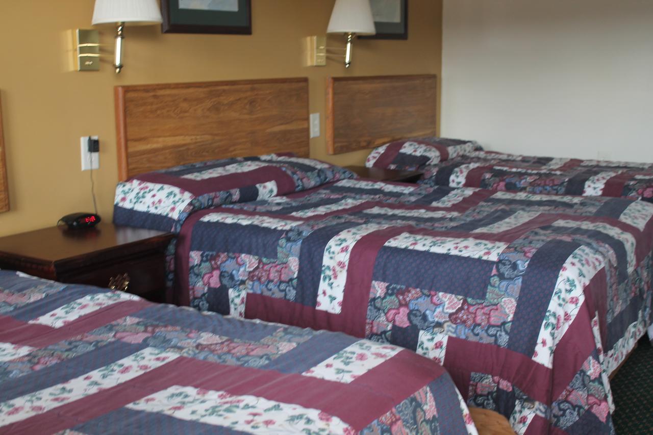 °HOTEL TROY MOTEL TROY, PA 2* (United States) - from US$ 70 | BOOKED